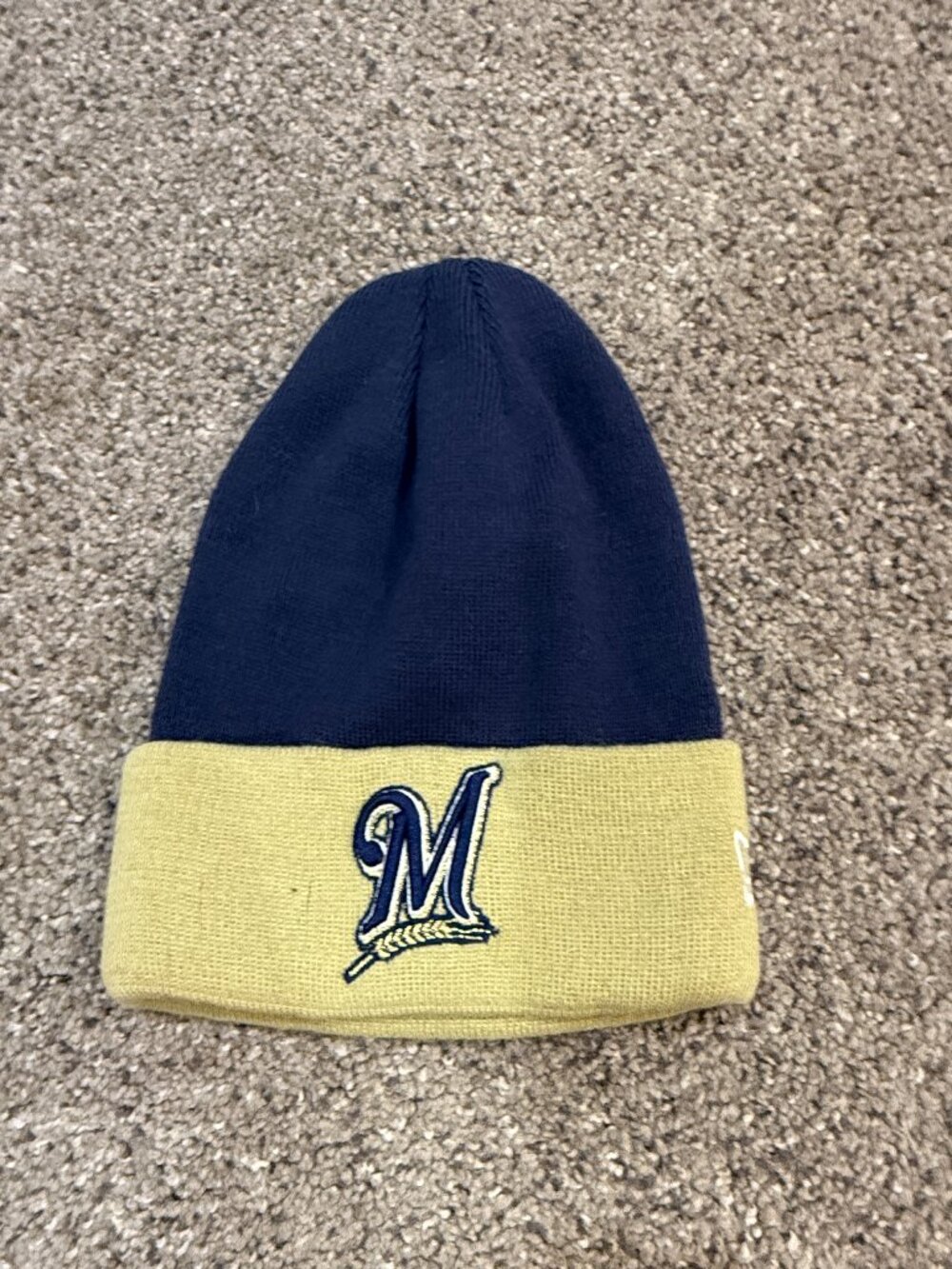 Milwaukee Brewers New Era Skull Cap Gold Navy Blue M Logo Beanie